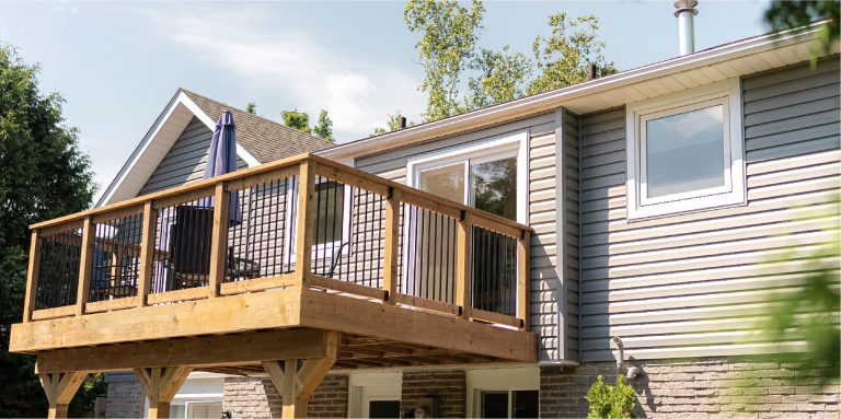 Eavestrough and Siding on a home in Collingwood Ontario